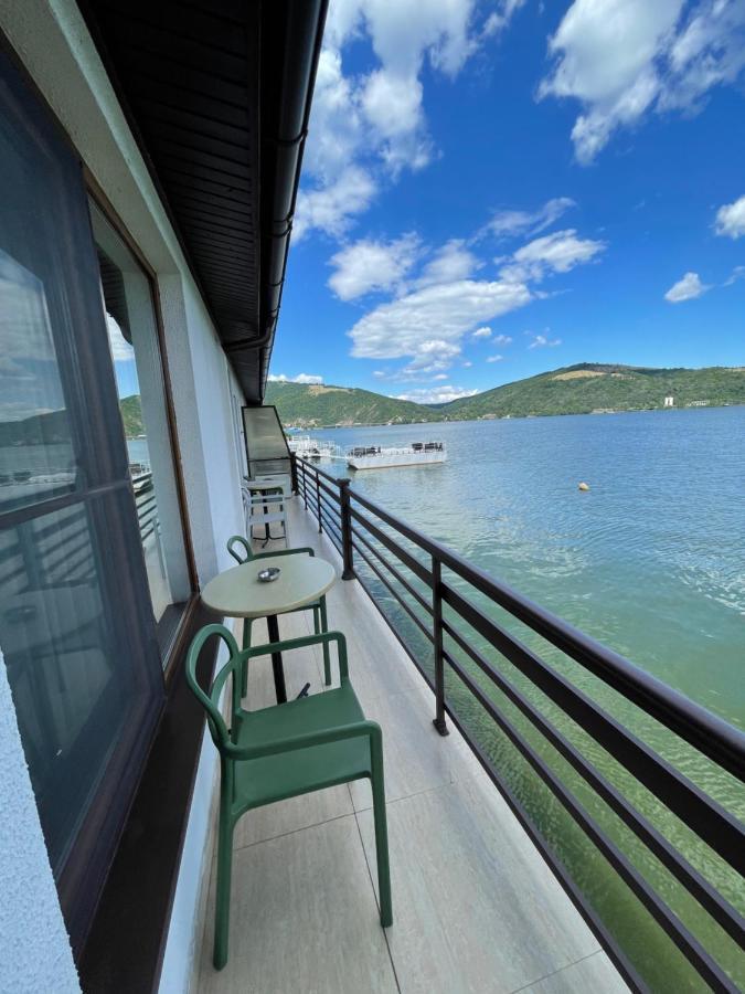 Melin Residence โอร์โชวา ภายนอก รูปภาพ