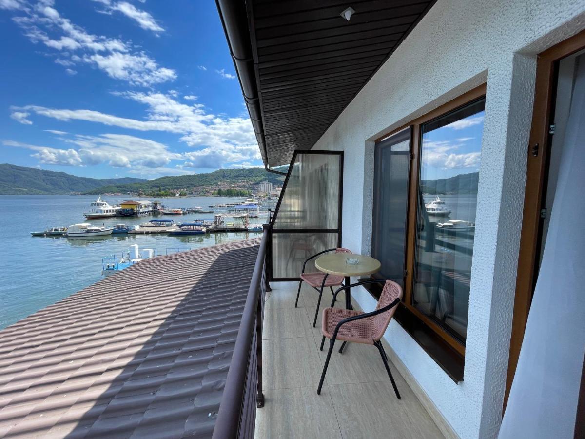 Melin Residence โอร์โชวา ภายนอก รูปภาพ