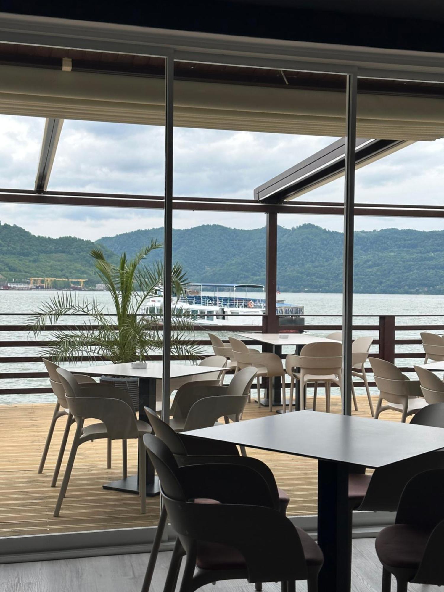 Melin Residence โอร์โชวา ภายนอก รูปภาพ